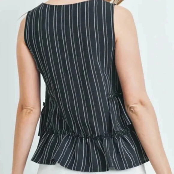 Fanco black and white assymetrical ruffle tank blouse small - Picture 3 of 9